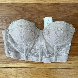 NWT Nude lace corset size small